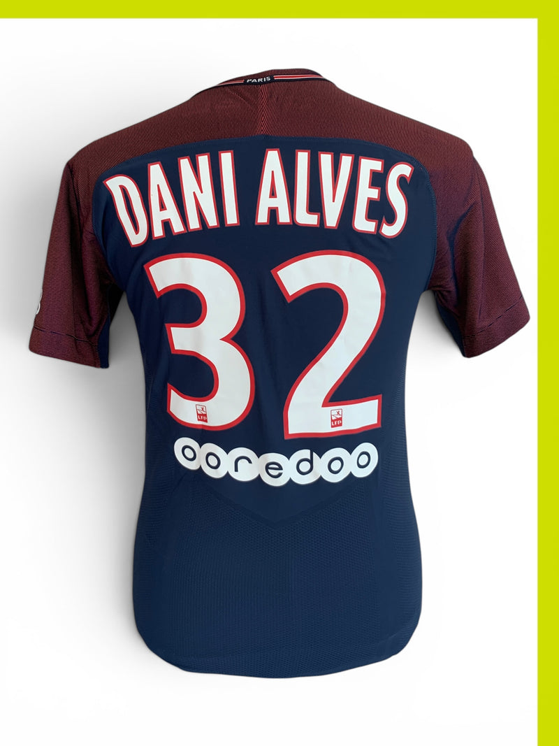 Chargez l'image dans la visionneuse de la galerie, PSG 2017-2018 HOME 32 DANI ALVES (S)
