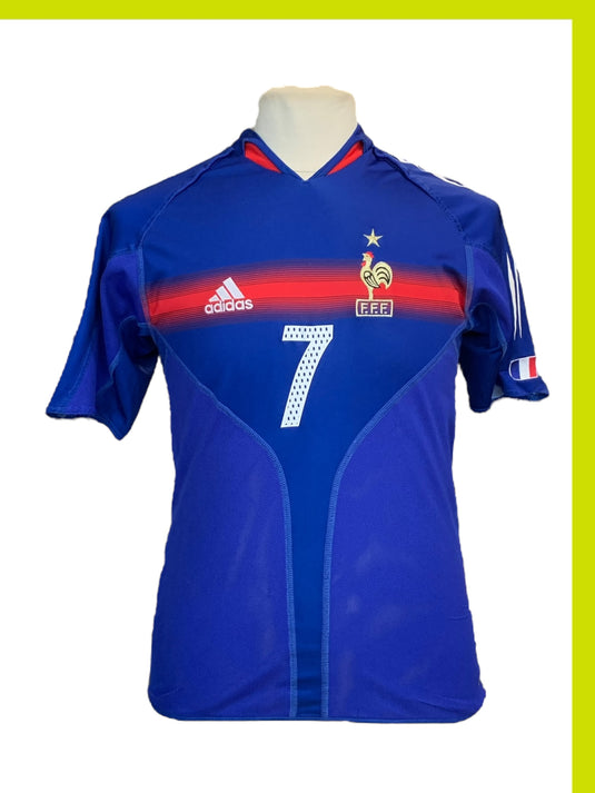 France 2004 HOME 7 PIRES