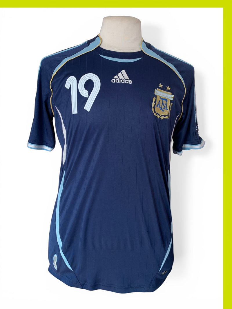 Chargez l'image dans la visionneuse de la galerie, Argentine 2006 AWAY 19 MESSI
