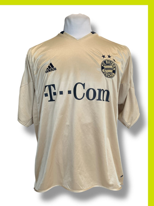 Bayern Munich 2004-2005 AWAY