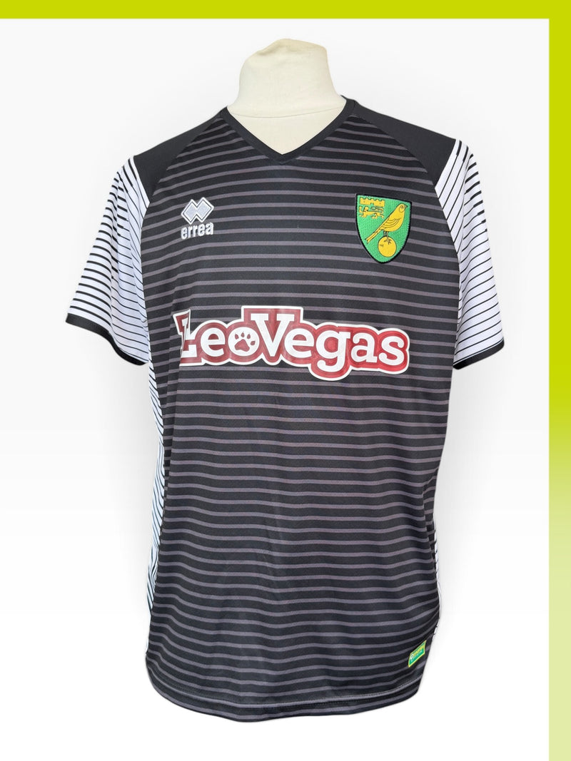 Chargez l'image dans la visionneuse de la galerie, Norwich City 2017-2018 AWAY 9 OLIVEIRA (XL)
