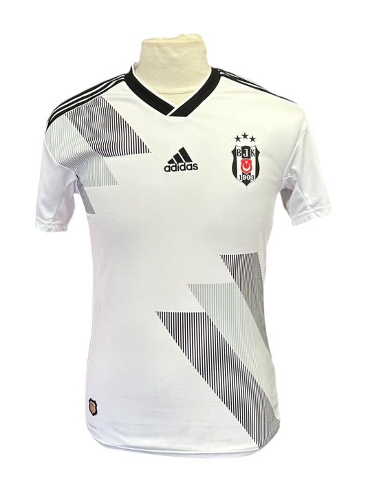 Besiktas 2019-2020 HOME