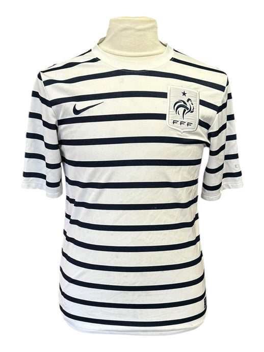 France 2011 AWAY