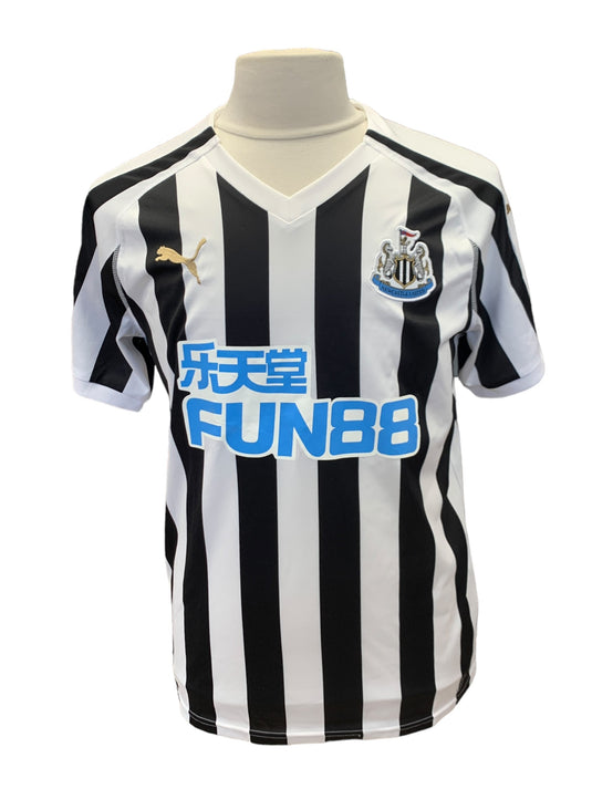 Newcastle 2018-2019 HOME