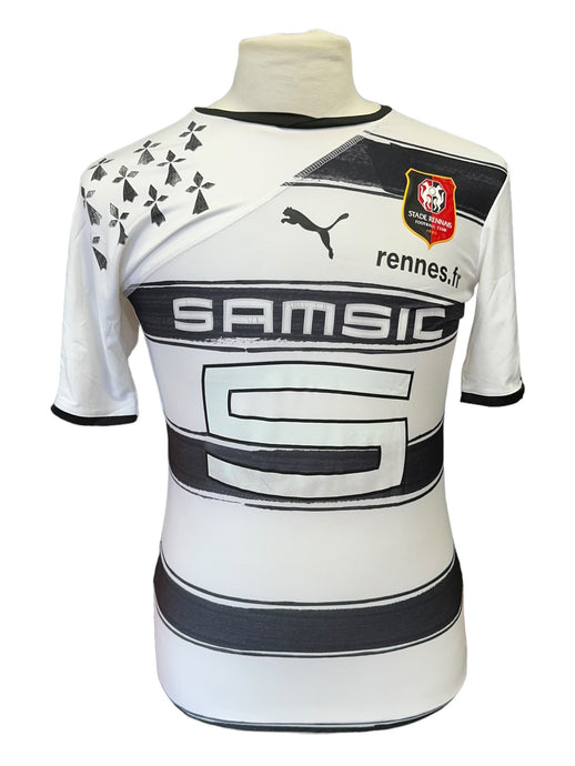 Rennes 2010-2011 AWAY 21 MONTAÑO
