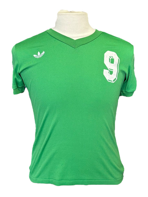 Template Adidas ventex 1970  9